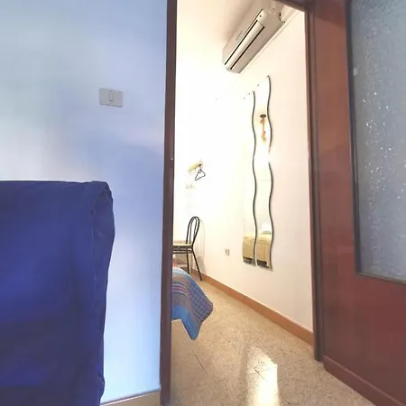 Bilocale Al Centro Di アパート